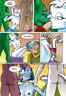 Bunnie Love 6022