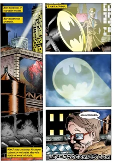 Interrogates Catwoman003